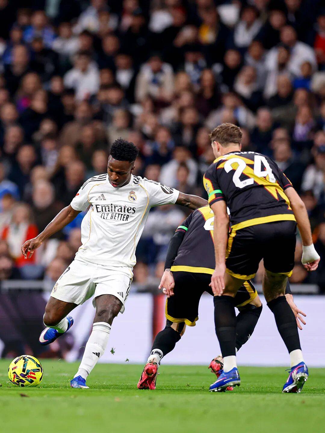 爱游戏体育-关于姆巴佩关键节点逆转，DWG带队取胜！的信息